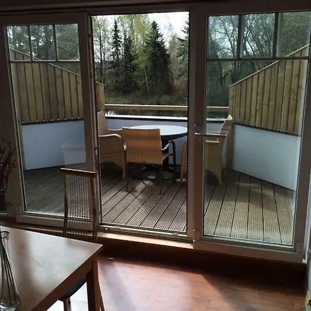 Moderne Maisonette-Wohnung Am Karpfenteich; Modern Apartment With View Of The Carp Pond Barmstedt Extérieur photo