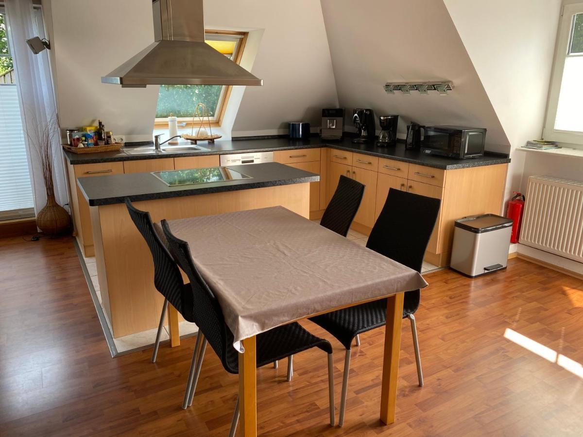 Moderne Maisonette-wohnung Am Karpfenteich; Modern With View Of The Carp Pond Apartment Barmstedt